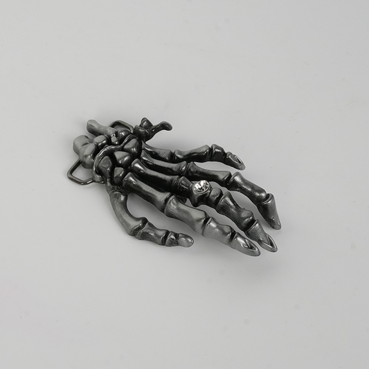 Skull hand belt buckle