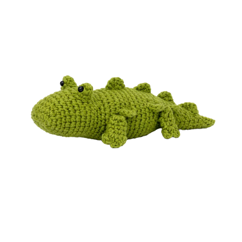 Crocodile amigurumi crochet kit DIY craft set for handmade animal accessories and keychains