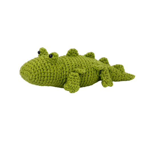 Crocodile amigurumi crochet kit DIY craft set for handmade animal accessories and keychains